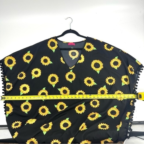 Simply Southern Sunflower Floral Swim Coverup Beach Poncho Pom Pom Trim One Size - Picture 7 of 8